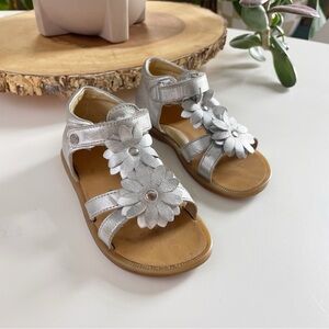 Naturino Silver Floral Leather Sandals | Kids Size 8 Toddler